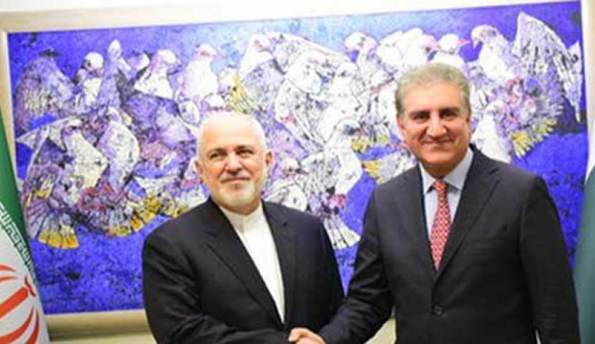 ظریف: پاکستان قول داده از هیچ تلاشی برای آزادی مرزبانان ربوده شده دریغ نکند
