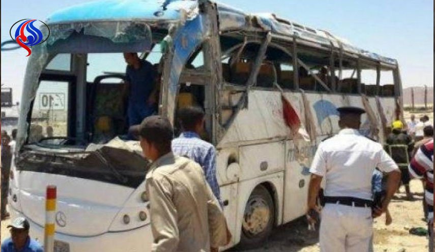 7 کشته و 14 زخمی در تیراندازی به اتوبوس حامل قبطی‌ها در مصر