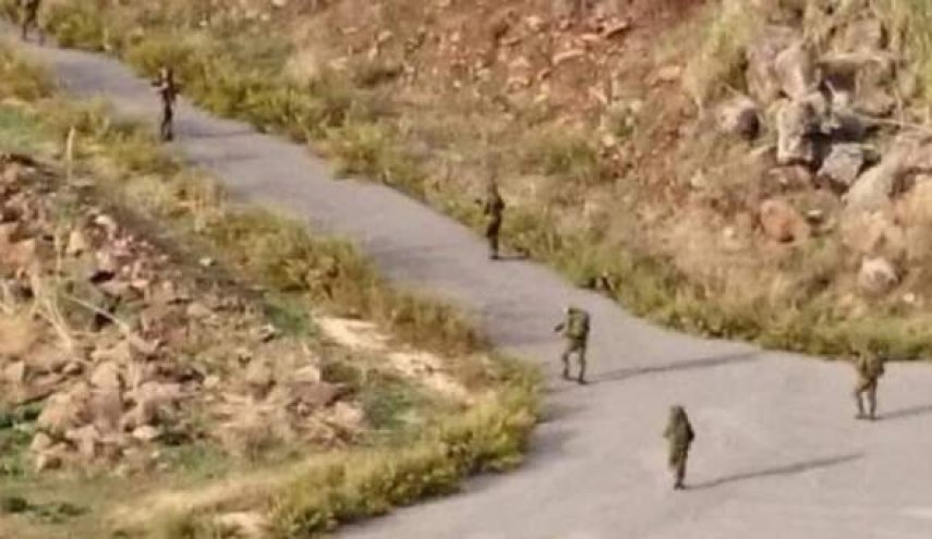 دوريات الاحتلال تمشط الخط المحاذي للحدود مع فلسطين 