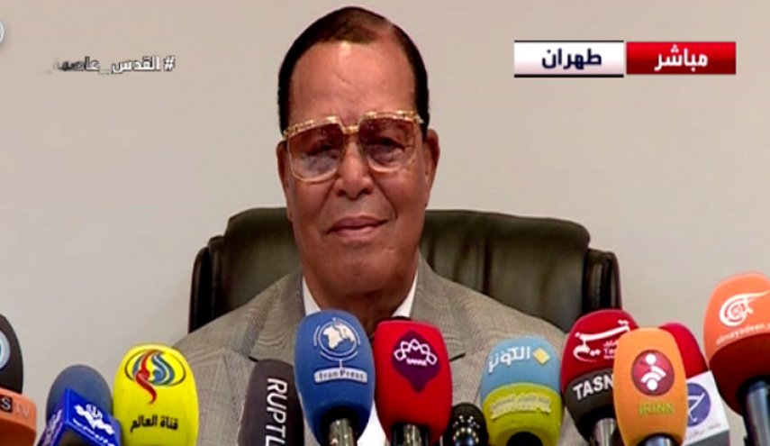 فراخان يحذر ترامب من الضغط على زناد الحرب