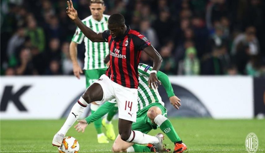 ميلان يتعادل مع ريال بيتيس في الدوري الاوروبي