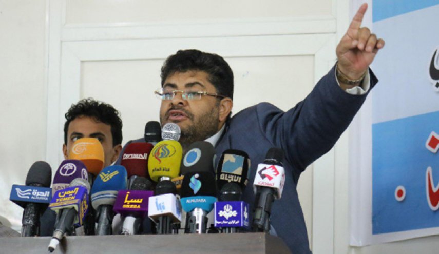 الحوثی: آمریکا  تجاوز به یمن را فرماندهی می کند/ اگر حملات هوایی ائتلاف متوقف شود، حملات موشکی را متوقف می کنیم