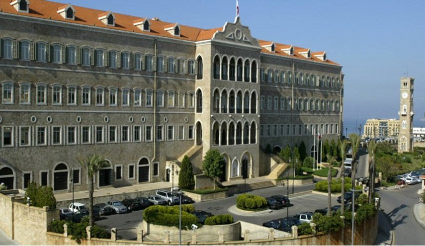 الاحتكار.. سبب الازمة اللبنانية الحالية