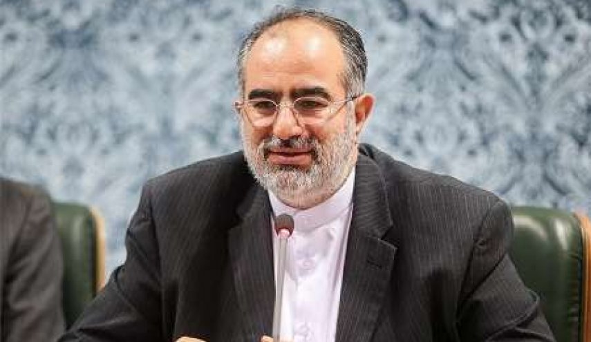 پاسخ آشنا به اظهارات سخیف بولتون