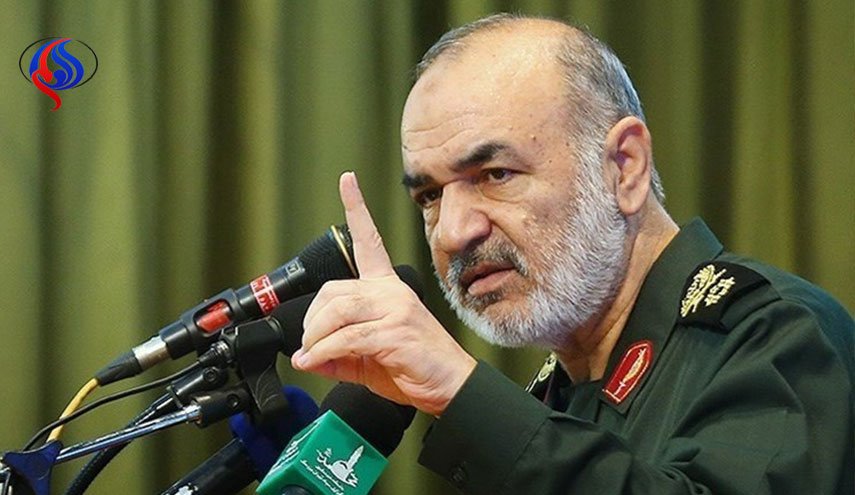 سردار سلامی: قدرت دفاعی سپاه افزایش می یابد