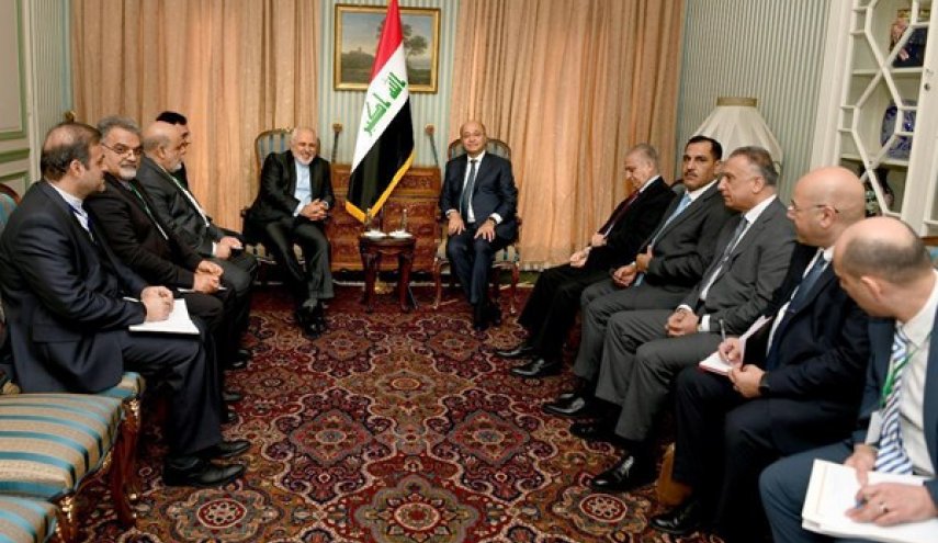صالح وظريف یبحثان منح التأشيرة لزوار العتبات المقدسة
