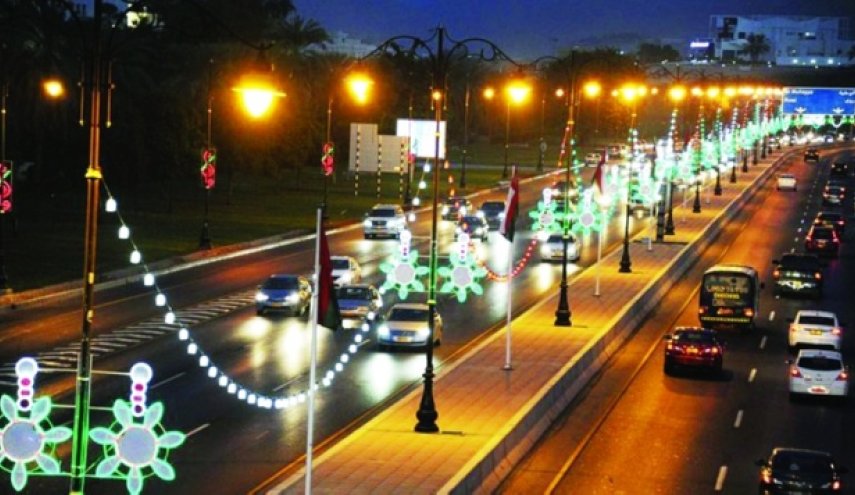 سلطنة عمان تحتفل اليوم بالعيد الوطني الثامن والأربعين 