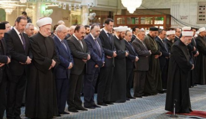 شرکت بشار اسد در جشن میلاد رسول اکرم(ص) در دمشق + عکس
