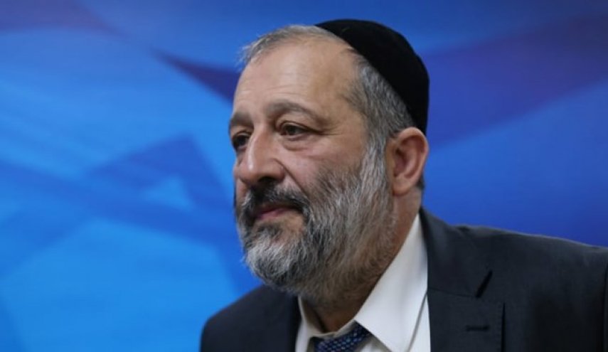 پلیس رژیم صهیونیستی علیه وزیر داخله اعلام جرم کرد
