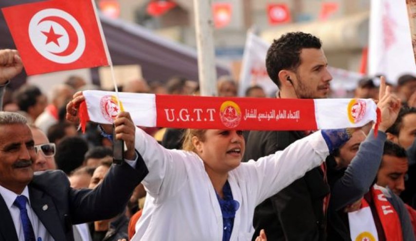 تونس: لماذا تصاعدت دعوات اتحاد الشغل للإضراب الآن؟