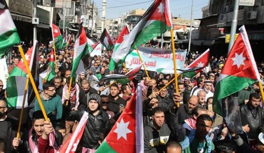 رویترز: انتقادهای مردمی از دولت اردن افزایش یافته است