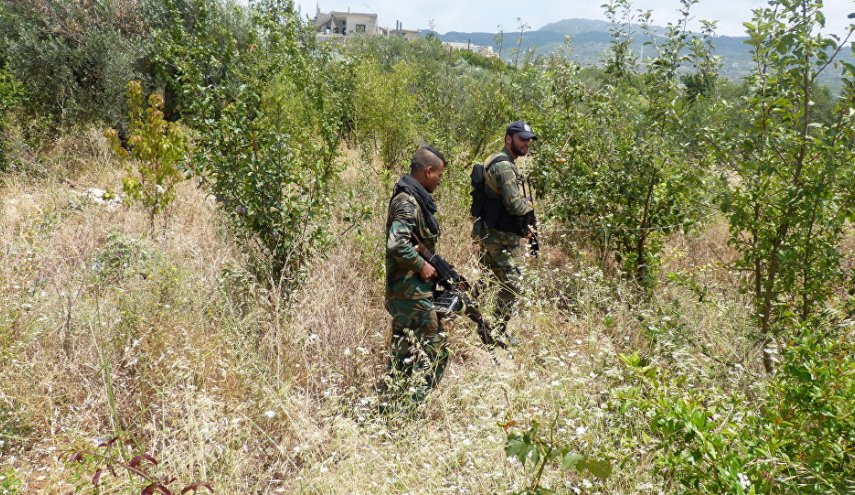 استشهاد 4 جنود سوريين على يد مسلحين في اللاذقية