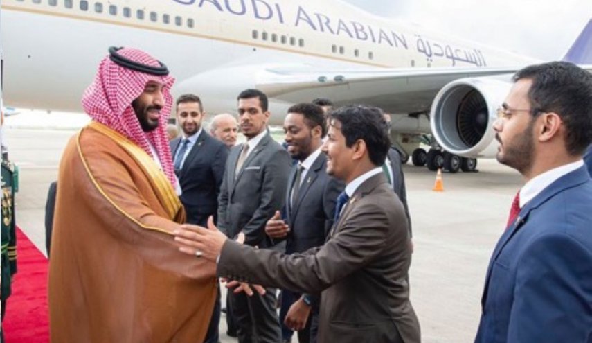 إبن سلمان يختار النزول في سفارة بلاده بدلا من الفندق