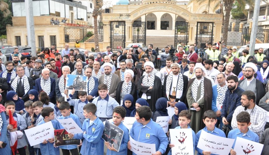 صور/ وقفة تضامنية في النبطية مع أطفال اليمن