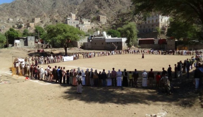 اليمن.. وقفة تحشيد وتعبئة ضد العدوان في محافظة إب + صور