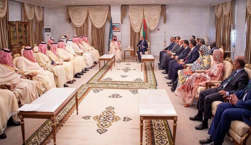 دو یادداشت تفاهم و یک توافقنامه حاصل دیدار بن سلمان از موریتانی
