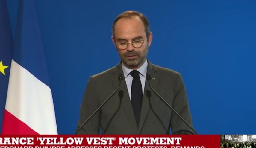 نخست‌وزیر فرانسه تعلیق 6ماهه افزایش مالیات بر سوخت را تائید کرد