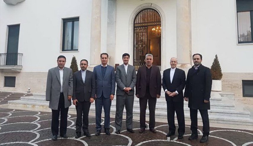 ماذا يفعل وفد برلماني ايراني في ايطاليا؟