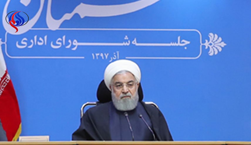 روحانی: آمریکایی‌ها هر روز از طرق مختلف پیام مذاکره می‌دهند/ اگر آمریکا تسلیم حق بشود، مذاکره می‌کنیم