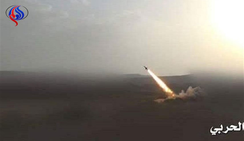 شلیک ۶ موشک زلزال توسط ارتش یمن به مواضع مزدوران عربستان