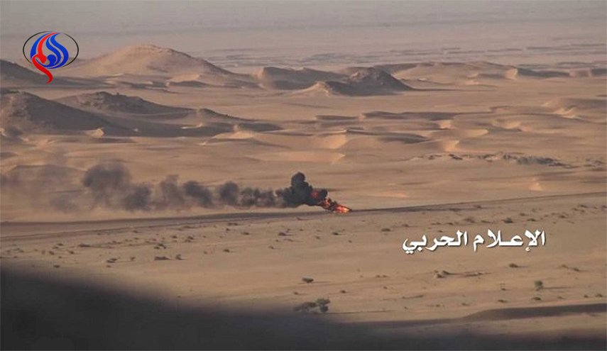 صد زحوف مكثفة وتدمير 10 آليات للمرتزقة قبالة نجران