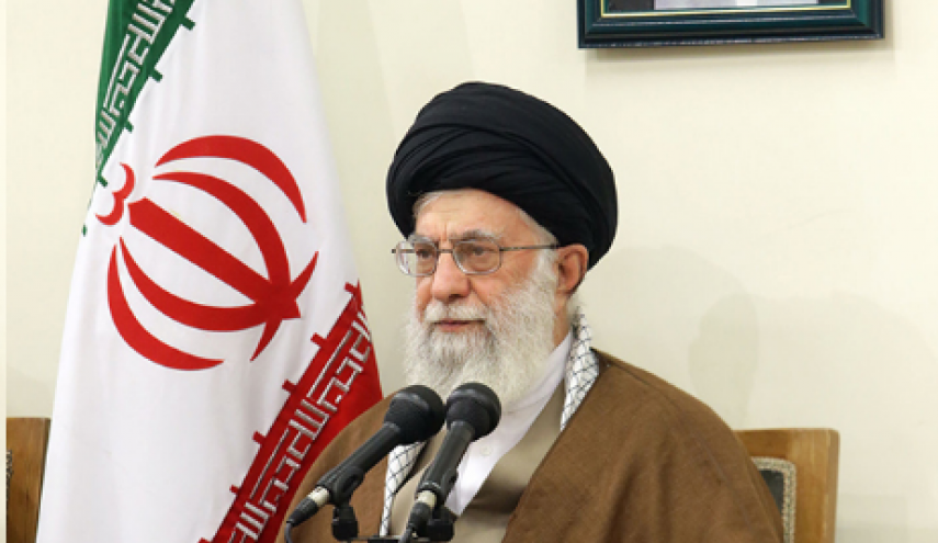 
بالصور..لقاء قائد الثورة مع اعضاء مؤتمر احياء ذكرى شهداء محافظة خراسان الجنوبية (شرق)