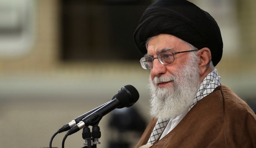 دیدار خانواده‌های شهدای دفاع مقدس و مدافع حرم با رهبر انقلاب
