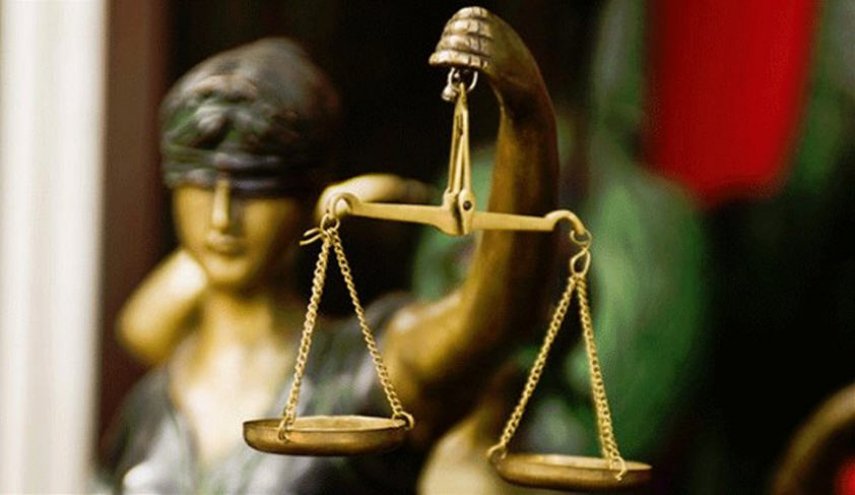 قوانين غريبة تتبناها بعض الدول.. تعرف عليها!
