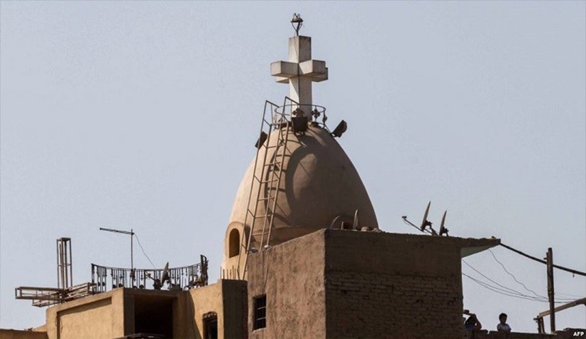 حارس كنيسة يقتل مسيحيين اثنين في المنيا جنوب مصر