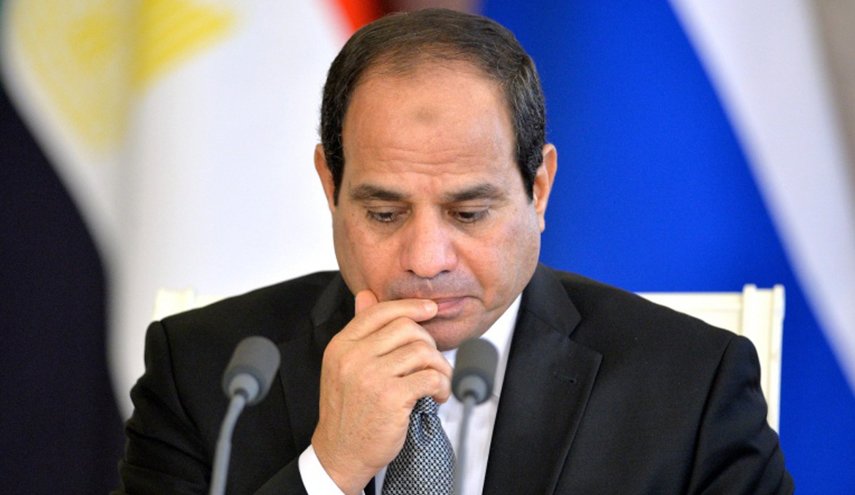 السيسي ينتقد المصريين لاستخدامهم 