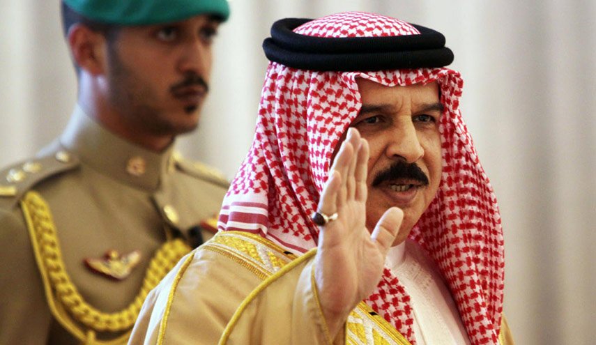 صحافي إسرائيلي يبارك للبحرين 