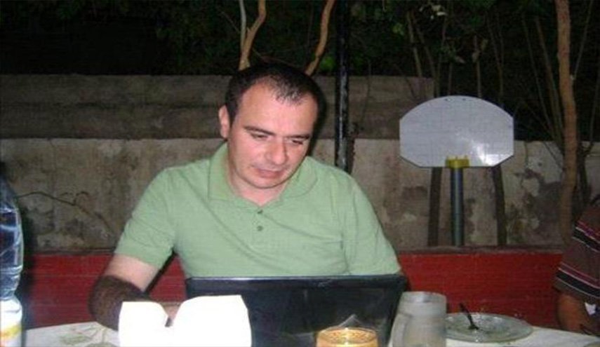 الإمارات لاتطلق سراحه رغم انتهاء محكوميته لدعمه غزة..
