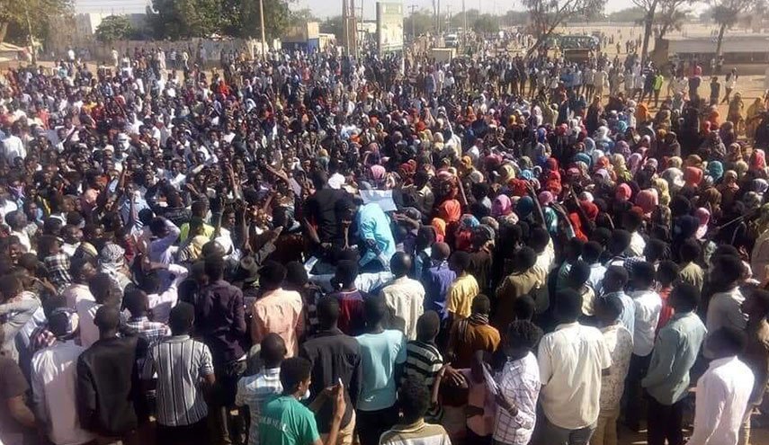 مسؤول سوداني..قرار جديد لتعليق الدراسة في كل مستوياتها