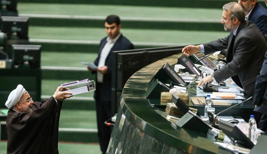متن کامل لایحه بودجه ۹۸ منتشر شد/ سقف بودجه ۱۷۰۰ هزار میلیارد تومان