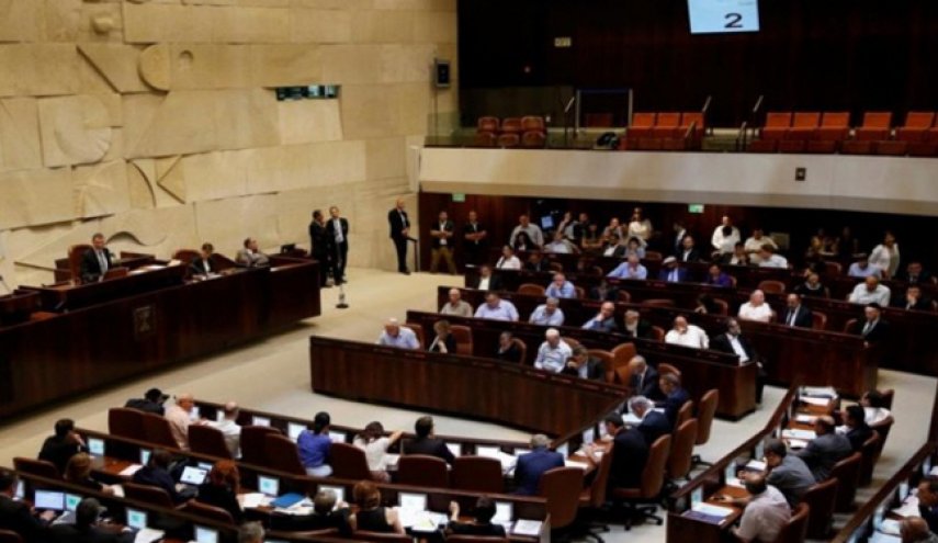 الكنيست يصادق على حل نفسه تمهيدا لإجراء انتخابات مبكرة

