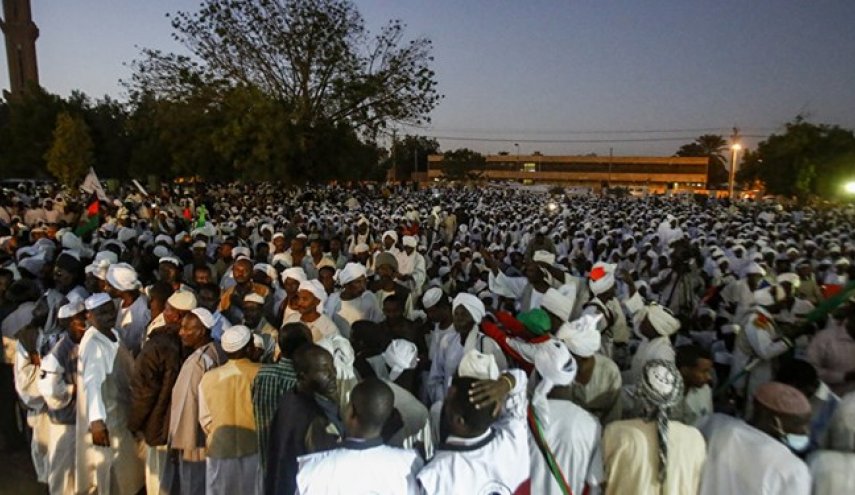 تداوم اعتراضات در سودان؛ اتباع خارجی در میان بازداشتی‌ها
