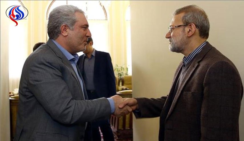 لاریجانی: مجلس برای جذب گردشگر و توسعه صنایع دستی کمک می کند