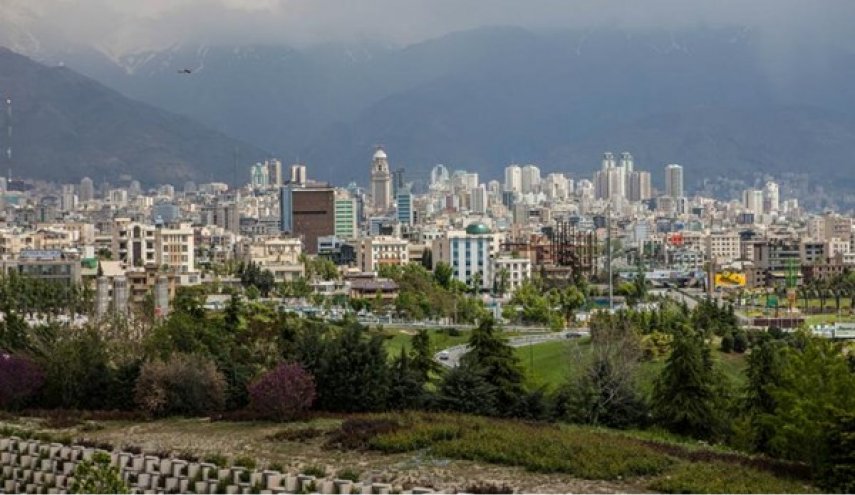 محافظ طهران: من المحتمل جدا ان تكون مادة كيمياوية مصدر الرائحة الكريهة
