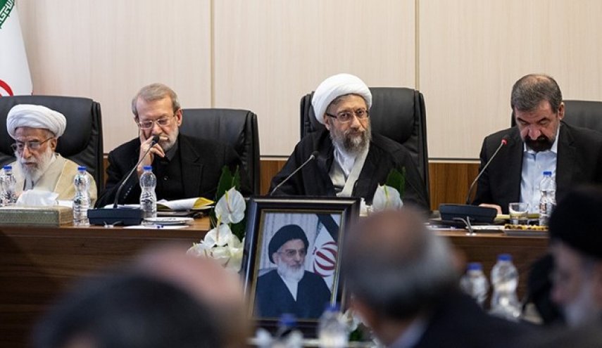 وظیفه مجمع تشخیص مصلحت نظام منافاتی با وظیفه شورای نگهبان ندارد
