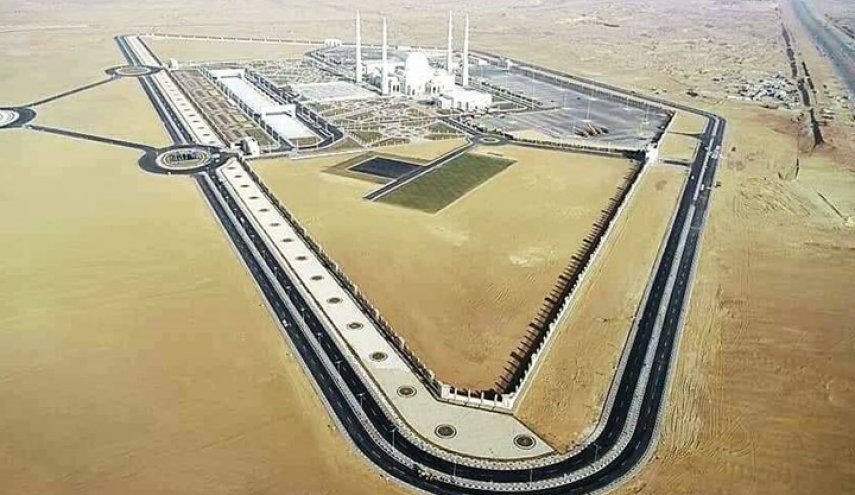 السيسي يسمي مسجدًا بإسمه ويثير الجدل!