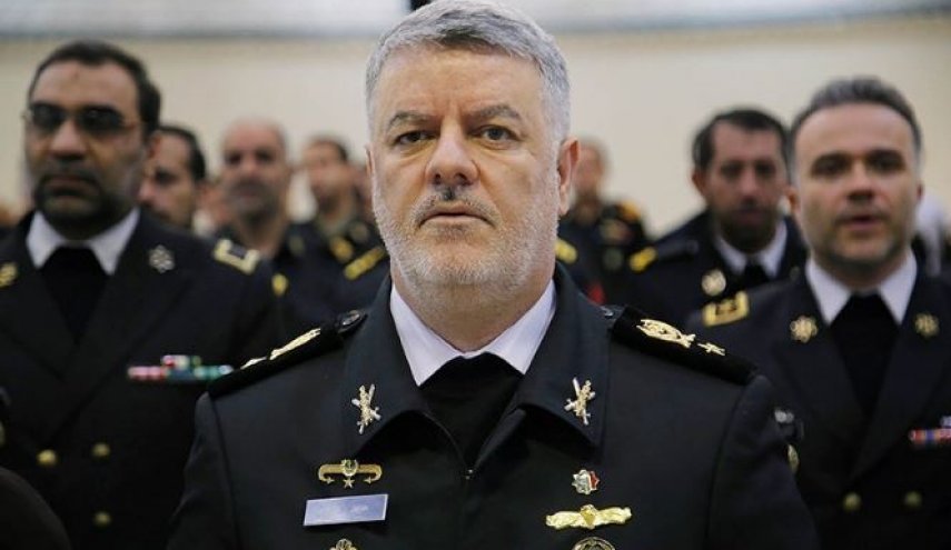 دریادار خانزادی: زیردریایی فاتح نهم بهمن به ناوگان نداجا ملحق می‌شود