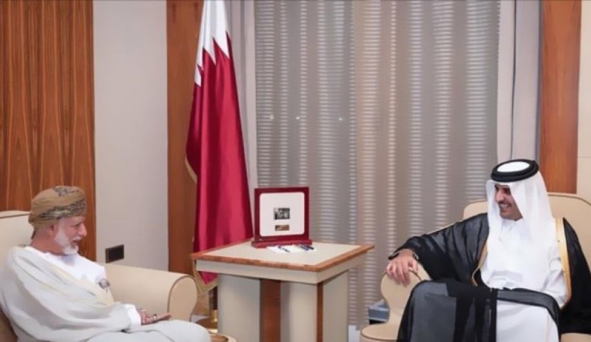 گفت‌وگوی «بن علوی» با امیر قطر درباره بحران شورای همکاری
