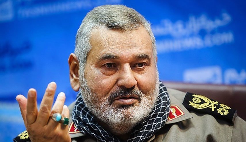 في هاتين الحالتين، سیستمر حضور المستشارین الایرانیین بسوریا