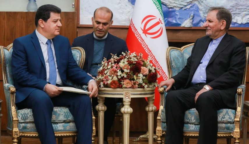 جهانگیری: ایران در دوران بازسازی سوریه درکنار دولت و مردم این کشور خواهد بود/  سفیر سوریه در ایران: اراده و خواست سوریه بر تقویت روابط و همگرایی اقتصادی با جمهوری اسلامی ایران است