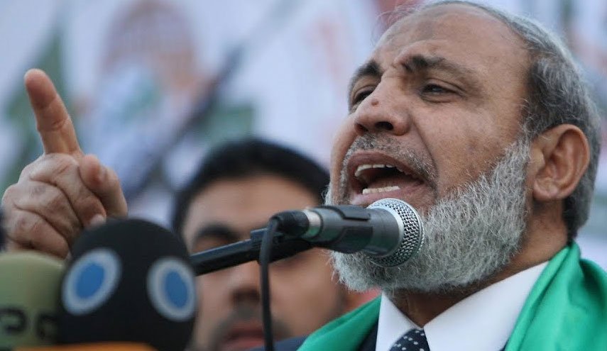 انتقاد حماس از رییس تشکیلات خودگردان فلسطین/ محمود عباس، فلسطین را به بیراهه می برد