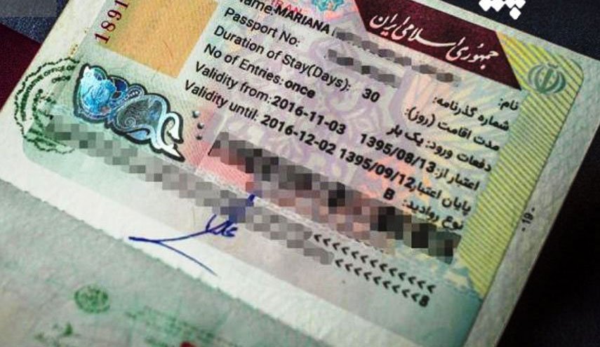 پاکستان به فعالان اقتصادی ایران ویزای فرودگاهی می دهد