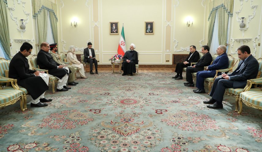 امیدواریم خط لوله انتقال گاز ایران به پاکستان با تلاش مسئولان پاکستانی بزودی عملیاتی شود/ تأکید بر تسریع در آزادی مرزبانان کشورمان