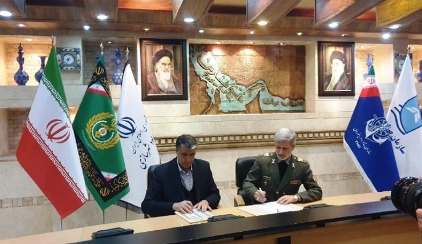 وزارتا الطرق والدفاع توقعان اتفاقية لبناء 44 سفينة