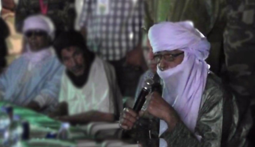 ضابط من انصار القذافي يساعد حكومة الوفاق الليبية أمام حفتر!