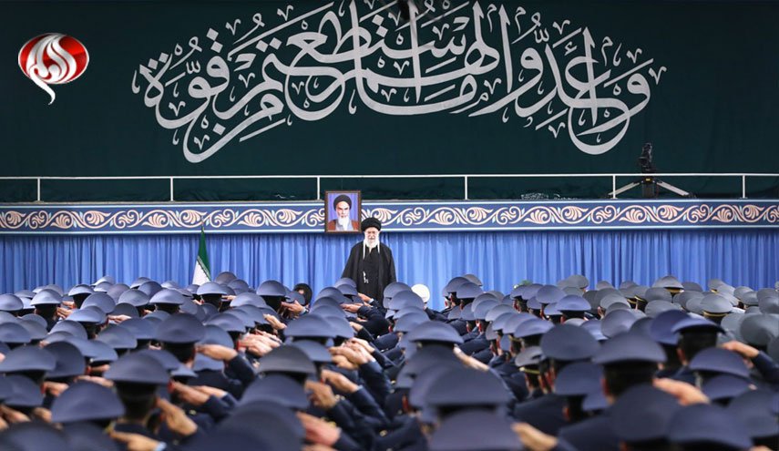«مرگ بر آمریکا» یعنی مرگ بر ترامپ، جان بولتون و پمپئو/ با ملّت آمریکا کاری نداریم